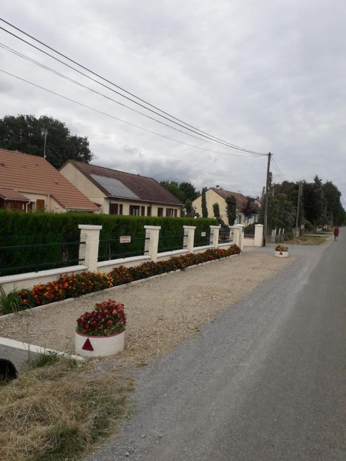 La Chaume Apartment Laugere Exterior photo
